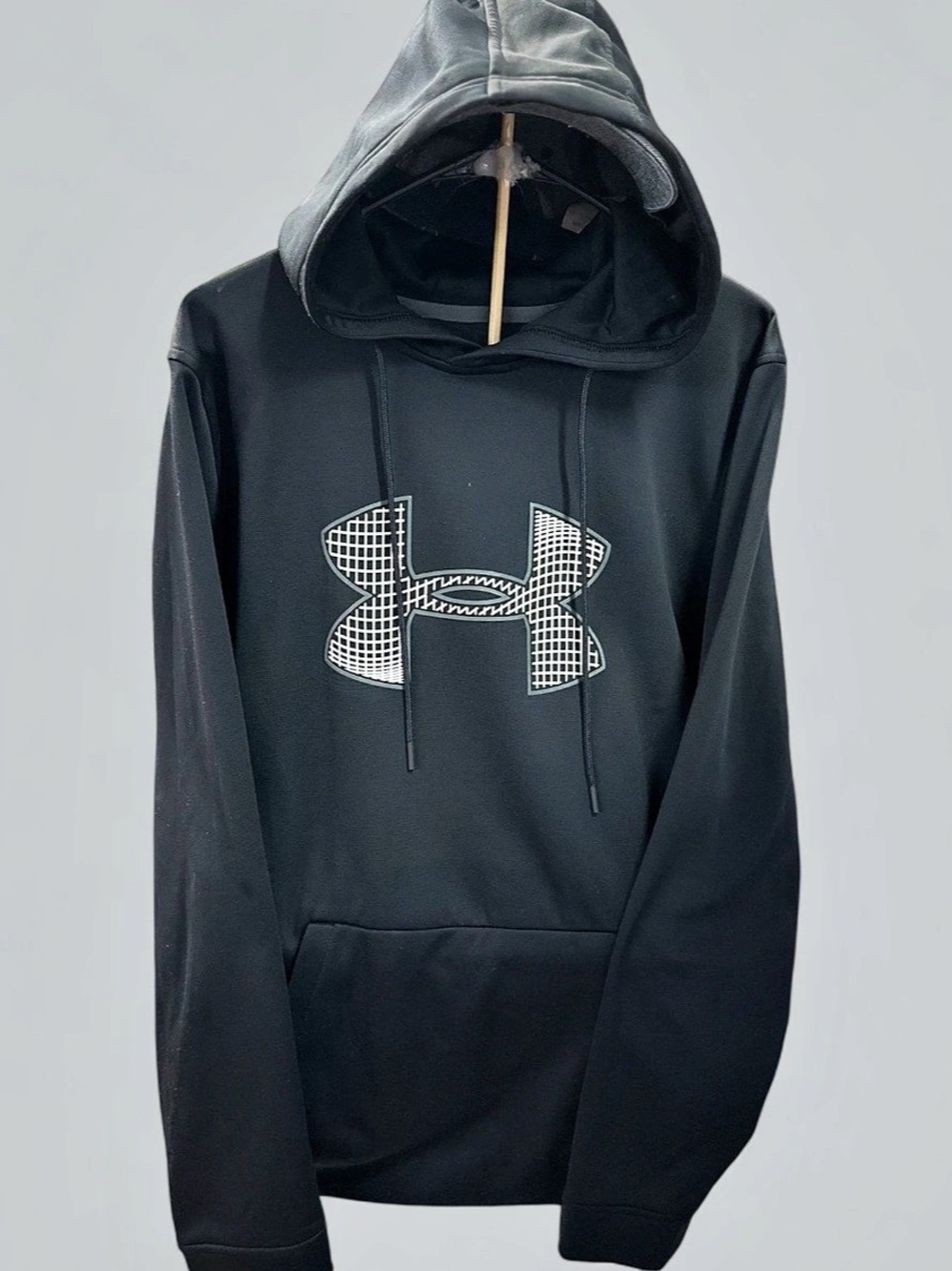 Under Armour Men's Black Hoodie Size XL